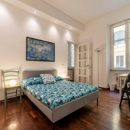 Piazza Bologna Apartment *