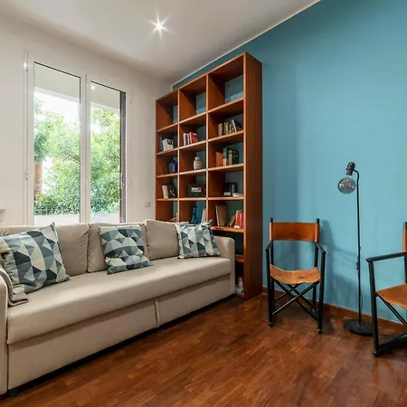 Piazza Bologna Apartment *